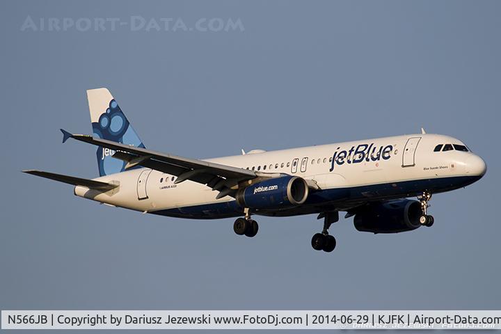 N566JB, 2003 Airbus A320-232 C/N 2042, Airbus A320-232 