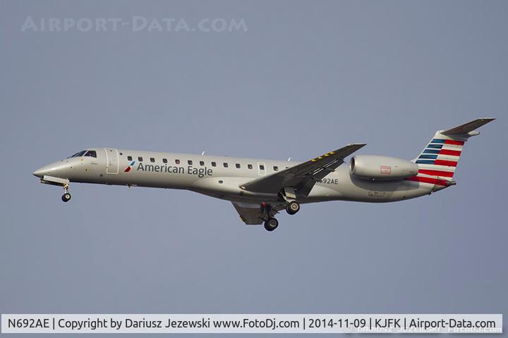 N692AE, 2004 Embraer ERJ-145LR (EMB-145LR) C/N 14500866, Embraer ERJ-145LR (EMB-145LR) - American Eagle  C/N 14500866, N692AE