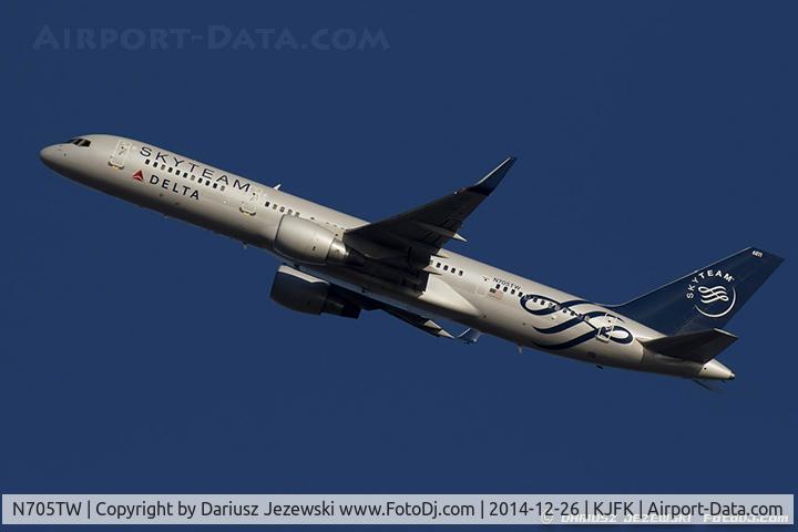N705TW, 1997 Boeing 757-231ER C/N 28479, Boeing 757-231 - SkyTeam (Delta Air Lines)   C/N 28479, N705TW