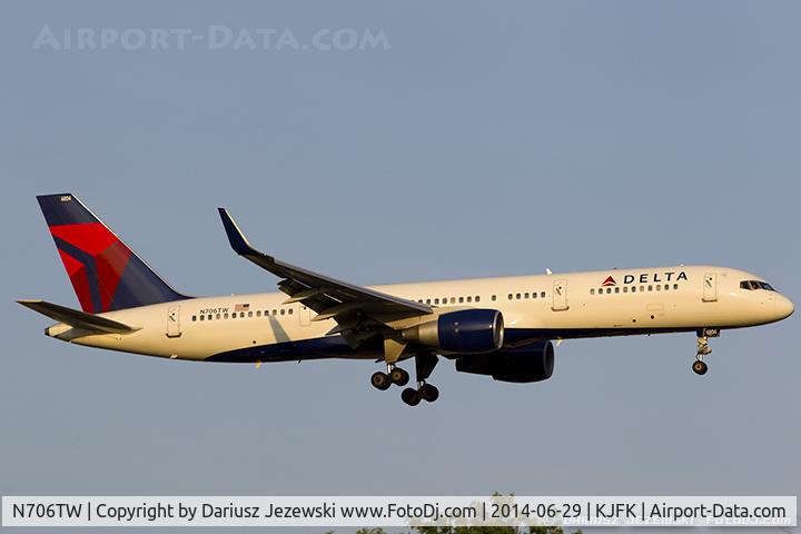 N706TW, 1997 Boeing 757-2Q8 C/N 28165, Boeing 757-2Q8 - Delta Air Lines  C/N 28165, N706TW