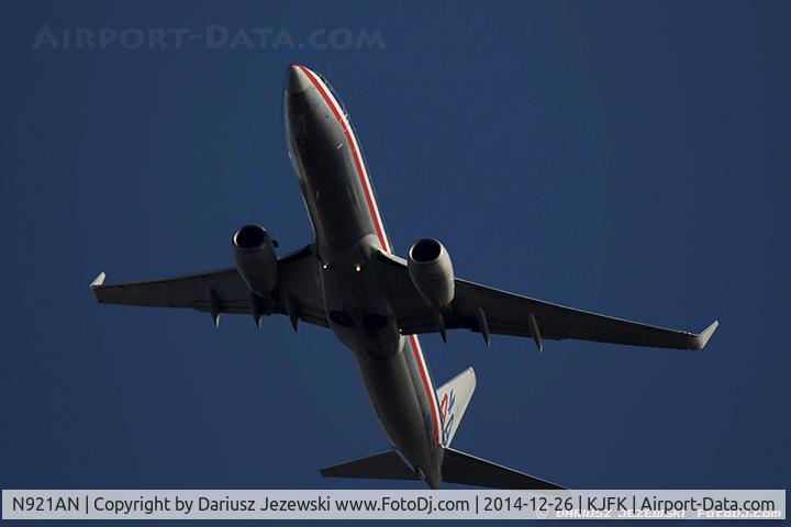 N921AN, 1999 Boeing 737-823 C/N 29522, Boeing 737-823 - American Airlines  C/N 29522, N921AN