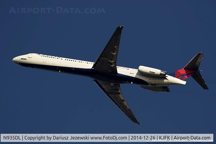 N935DL, 1989 McDonnell Douglas MD-88 C/N 49722, McDonnell Douglas MD-88 - Delta Air Lines  C/N 49722, N935DL