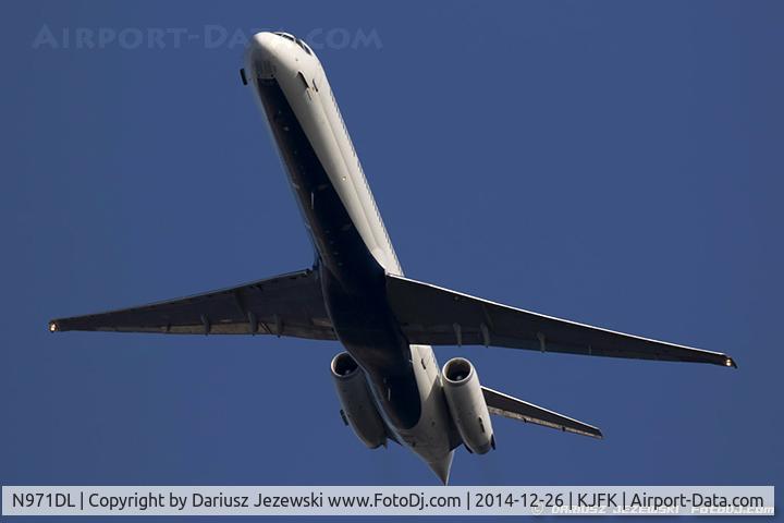 N971DL, 1991 McDonnell Douglas MD-88 C/N 53214, McDonnell Douglas MD-88 - Delta Air Lines  C/N 53214, N971DL