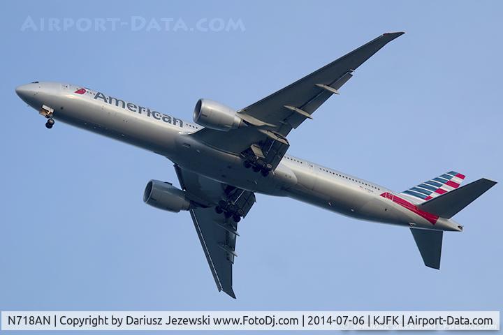 N718AN, 2012 Boeing 777-323/ER C/N 41665, Boeing 777-323/ER - American Airlines  C/N 41665, N718AN