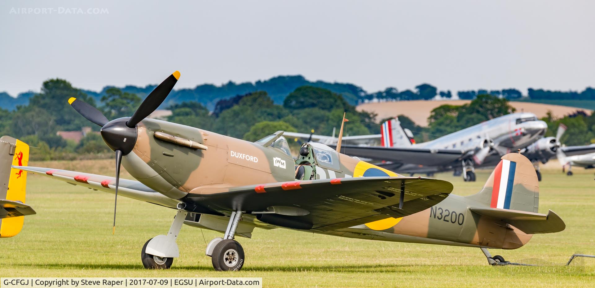 G-CFGJ, 1939 Supermarine Spitfire 1 C/N 441, Flying Legends