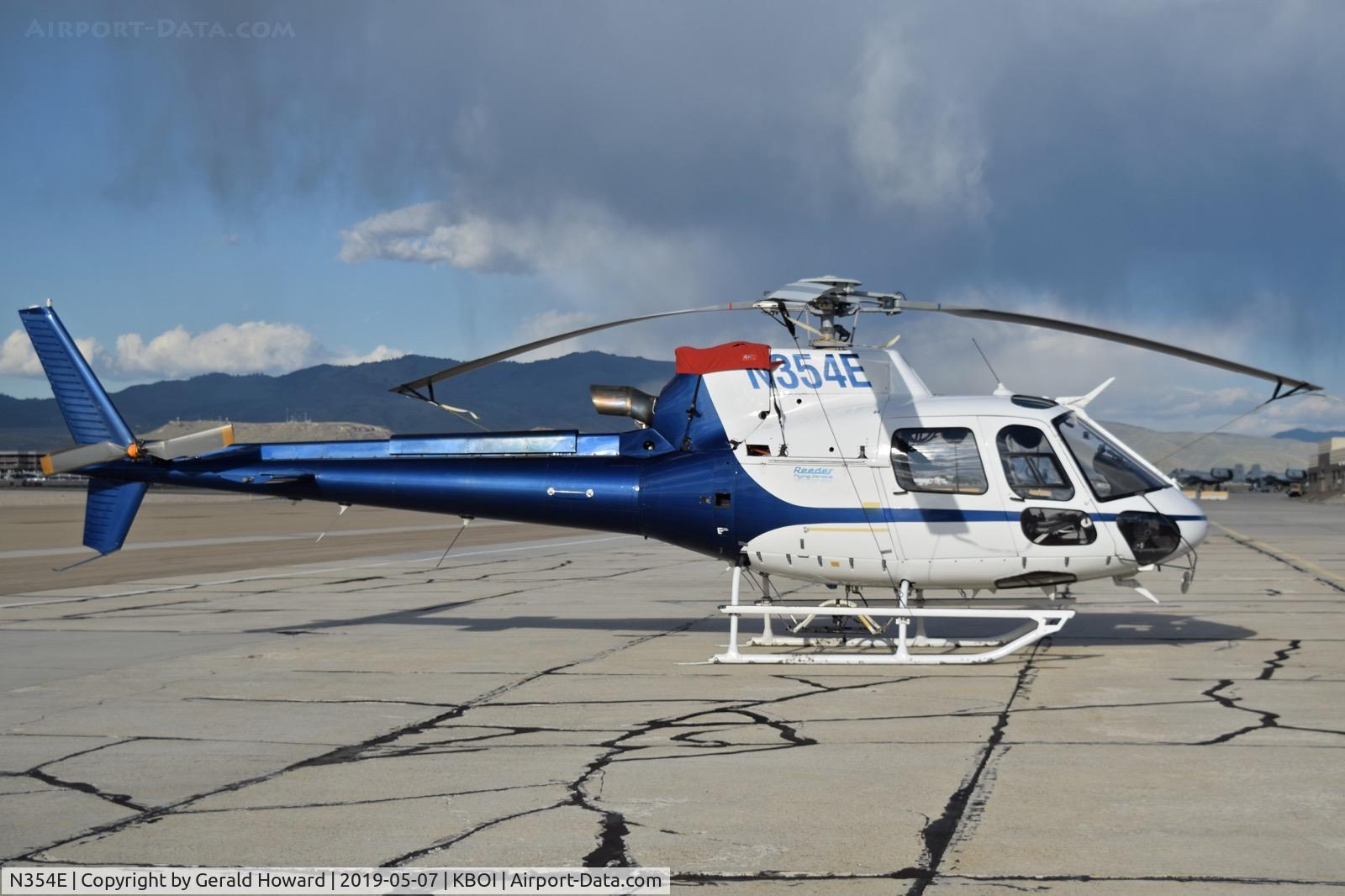 N354E, 2013 Eurocopter AS-350B-3 Ecureuil Ecureuil C/N 7711, Parked on the south GA ramp.