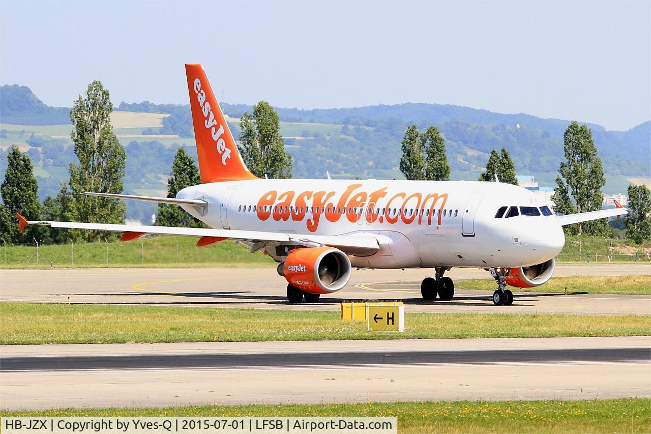HB-JZX, 2009 Airbus A320-214 C/N 4157, Airbus A320-214, Taxiing to holding point rwy 15, Bâle-Mulhouse-Fribourg airport (LFSB-BSL)