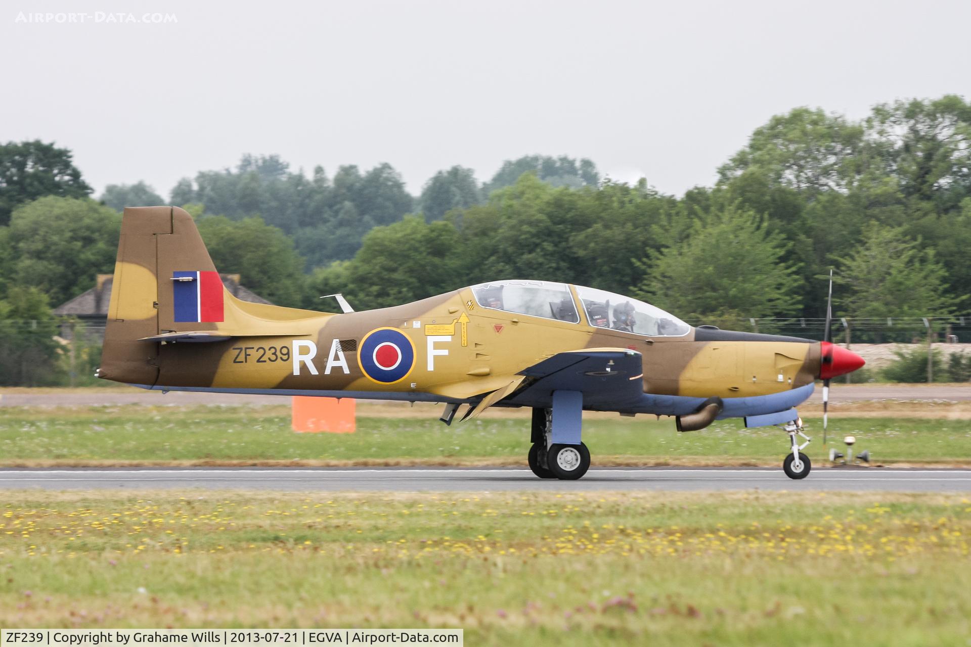 ZF239, 1990 Short S-312 Tucano T1 C/N S041/T39, Shorts Tucano T1 ZF239/RA-F 1 FTS RAF, Fairford 21/7/13