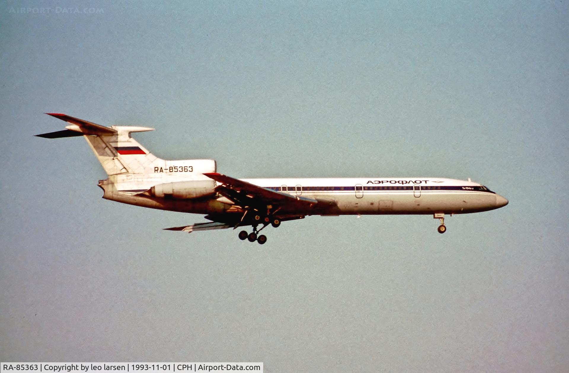 RA-85363, 1979 Tupolev Tu-154B-2 C/N 79A363, Copenhagen 1.11.1993