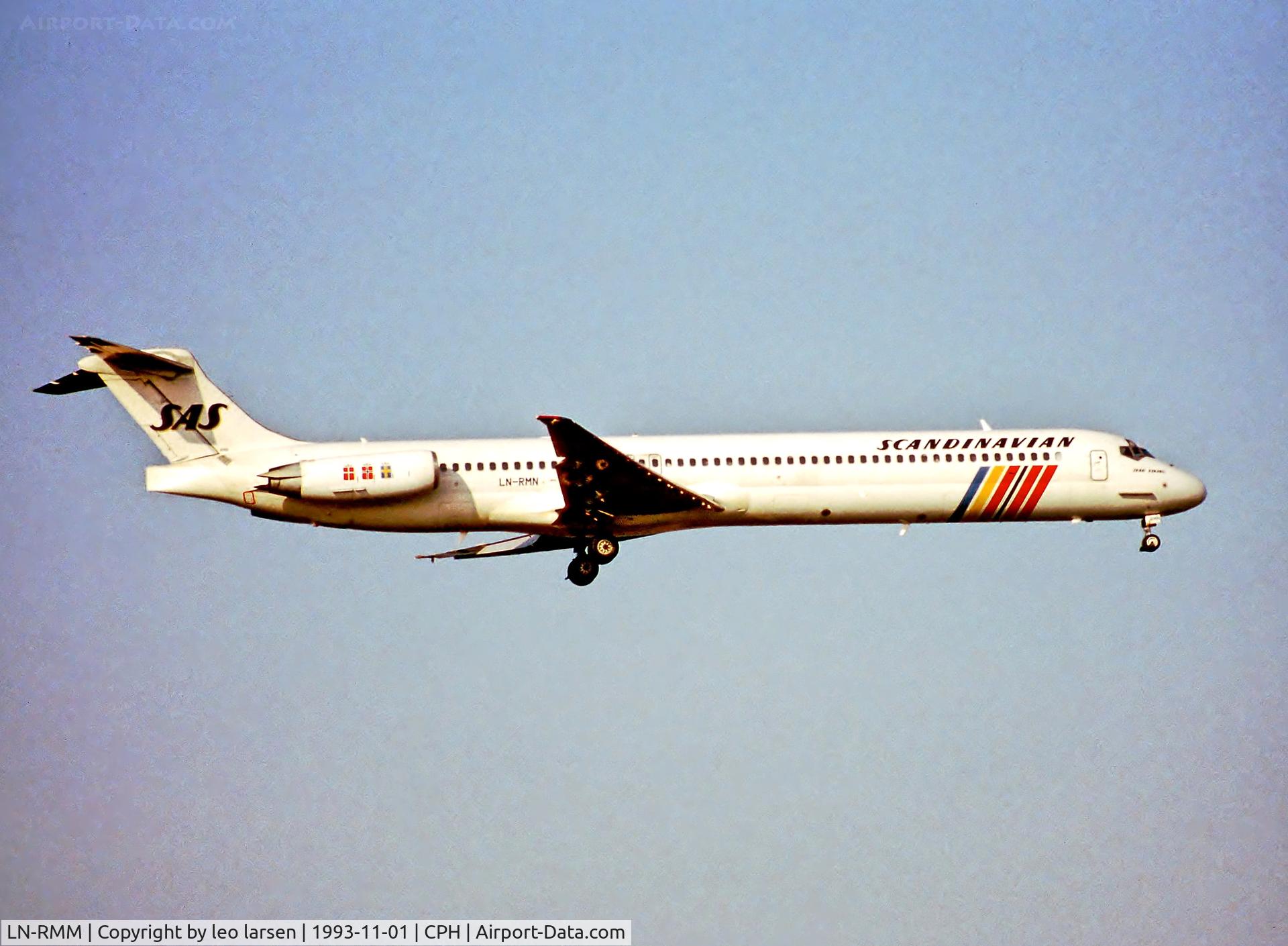 LN-RMM, 1991 McDonnell Douglas MD-81 (DC-9-81) C/N 53005, Copenhagen 1.11.1993