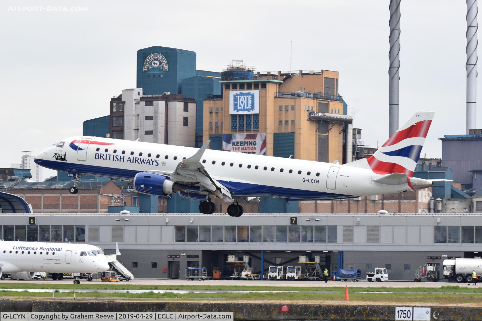 G-LCYN, 2010 Embraer 190SR (ERJ-190-100SR) C/N 19000392, Landing at London City Airport.