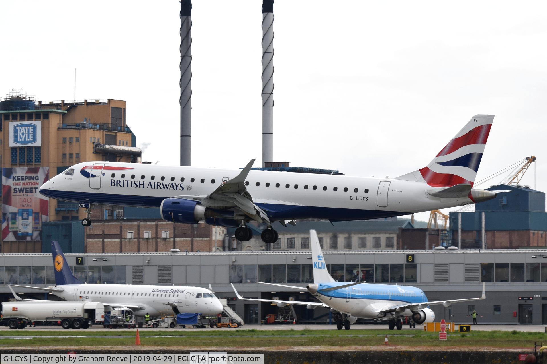 G-LCYS, 2014 Embraer 190SR (ERJ-190-100SR) C/N 19000663, Landing at London City Airport.