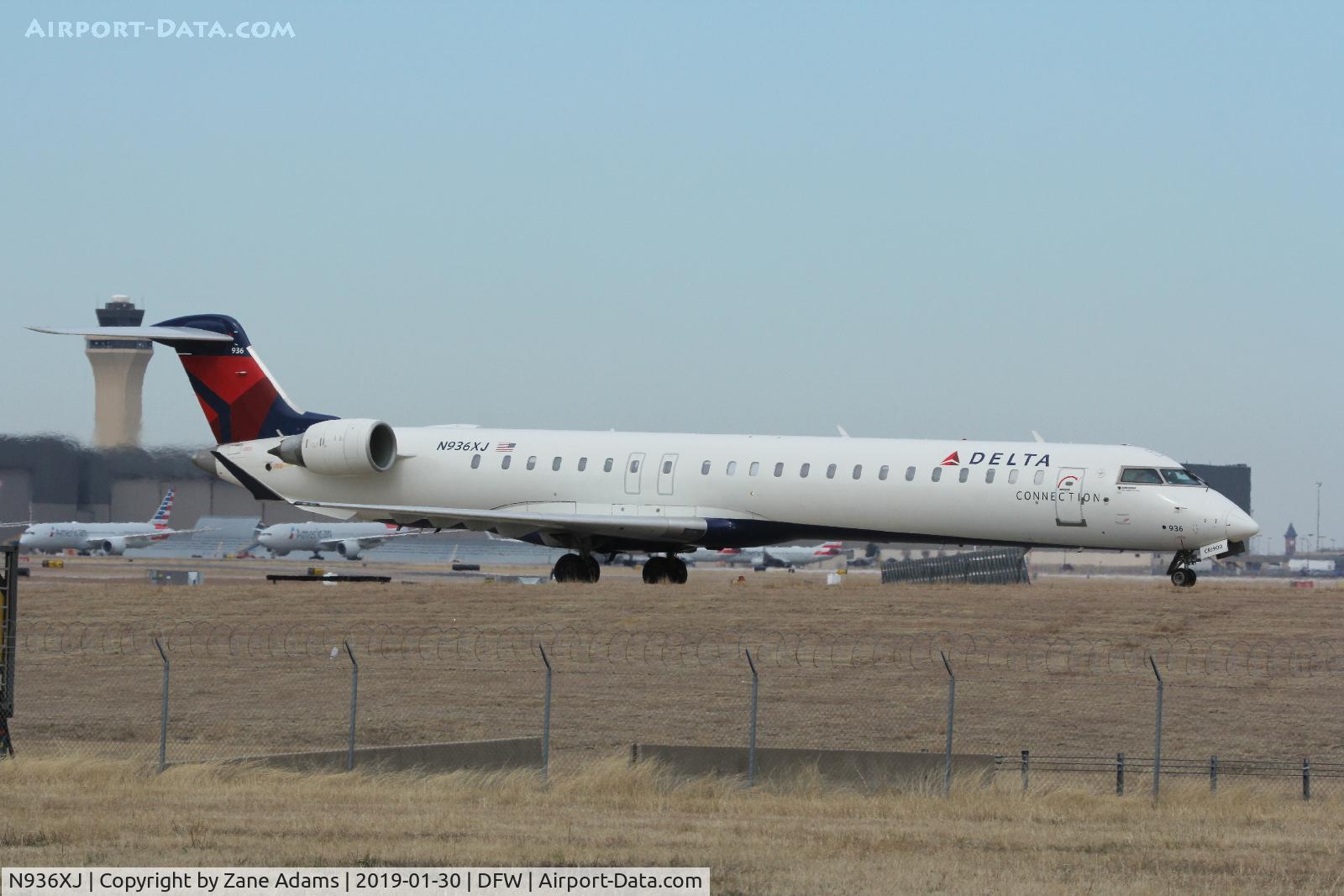 N936XJ, 2008 Bombardier CRJ-900ER (CL-600-2D24) C/N 15201, Arriving at DFW Airport
