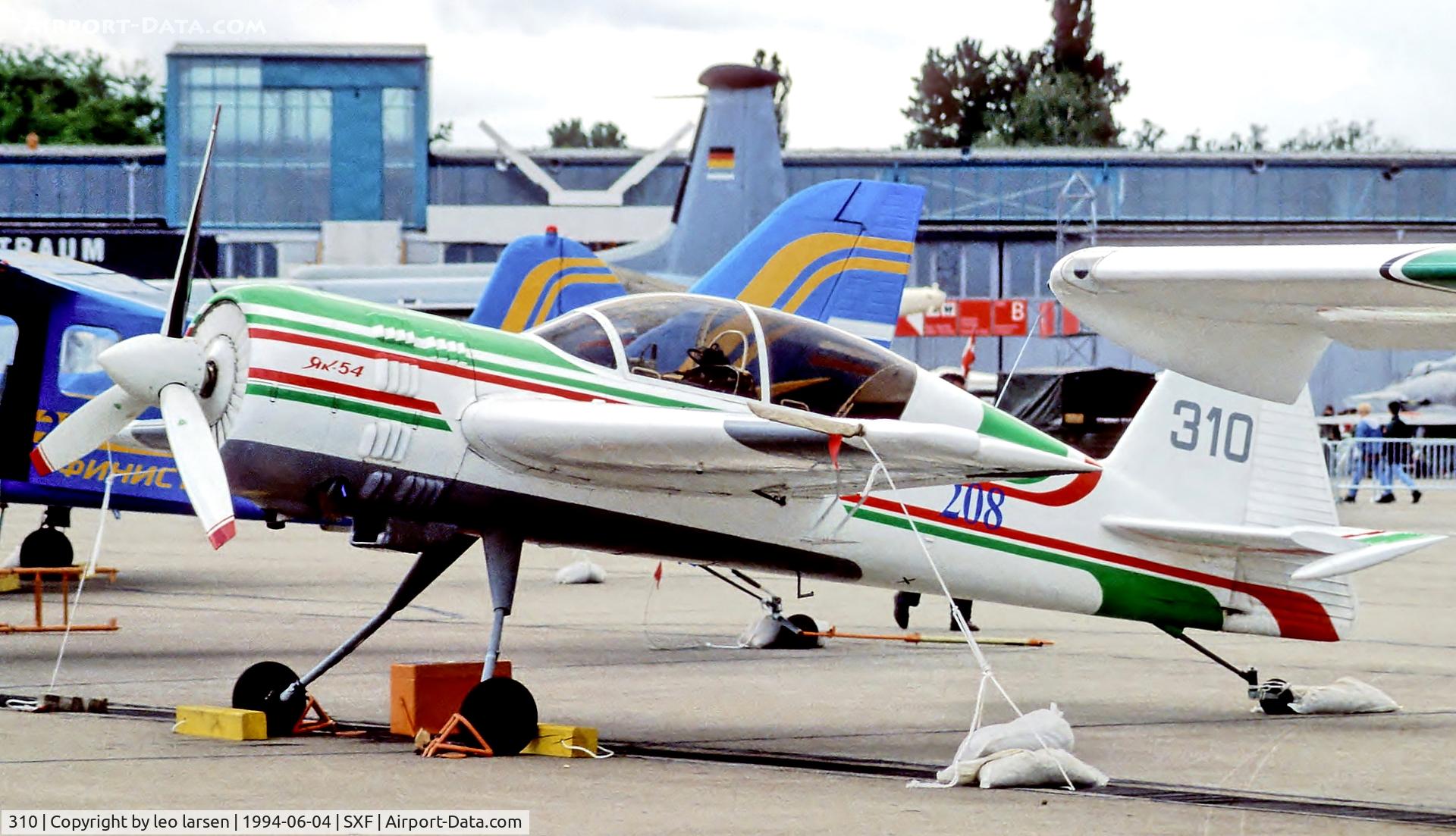 310, Yakovlev 54 C/N not found, Berlin Air Show 4.6.1994