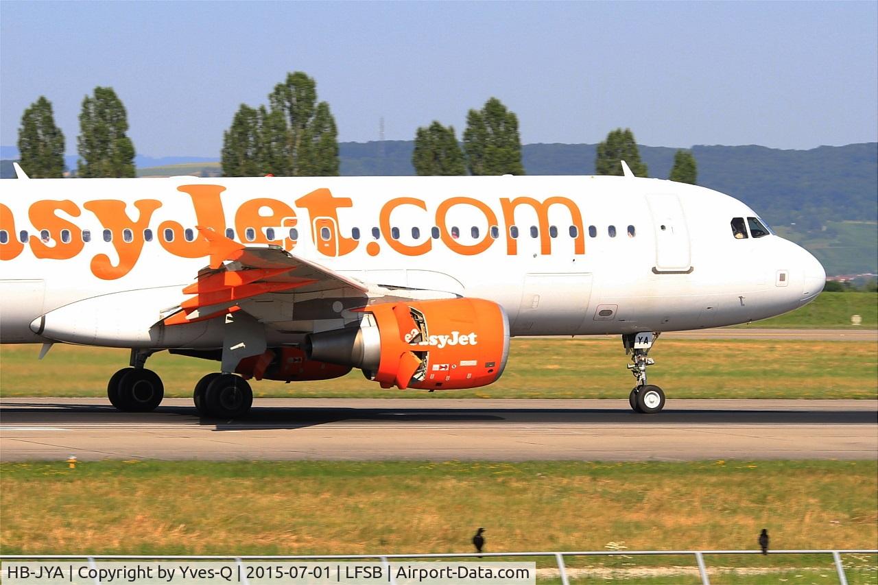 HB-JYA, 2010 Airbus A320-214 C/N 4250, Airbus A320-214, Landing rwy 15, Bâle-Mulhouse-Fribourg airport (LFSB-BSL)