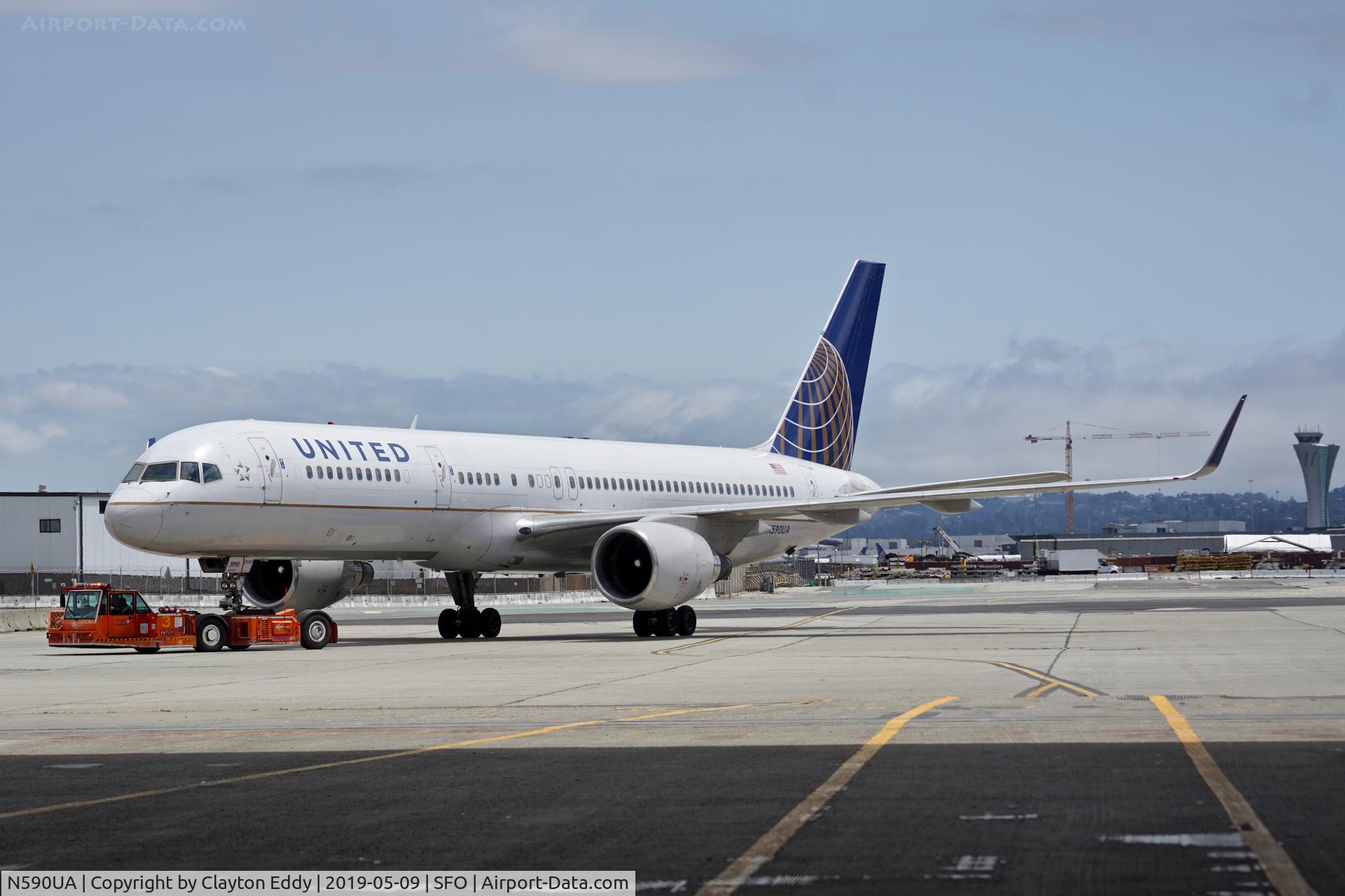 N590UA, 1997 Boeing 757-222 C/N 28708, SFO 2019.