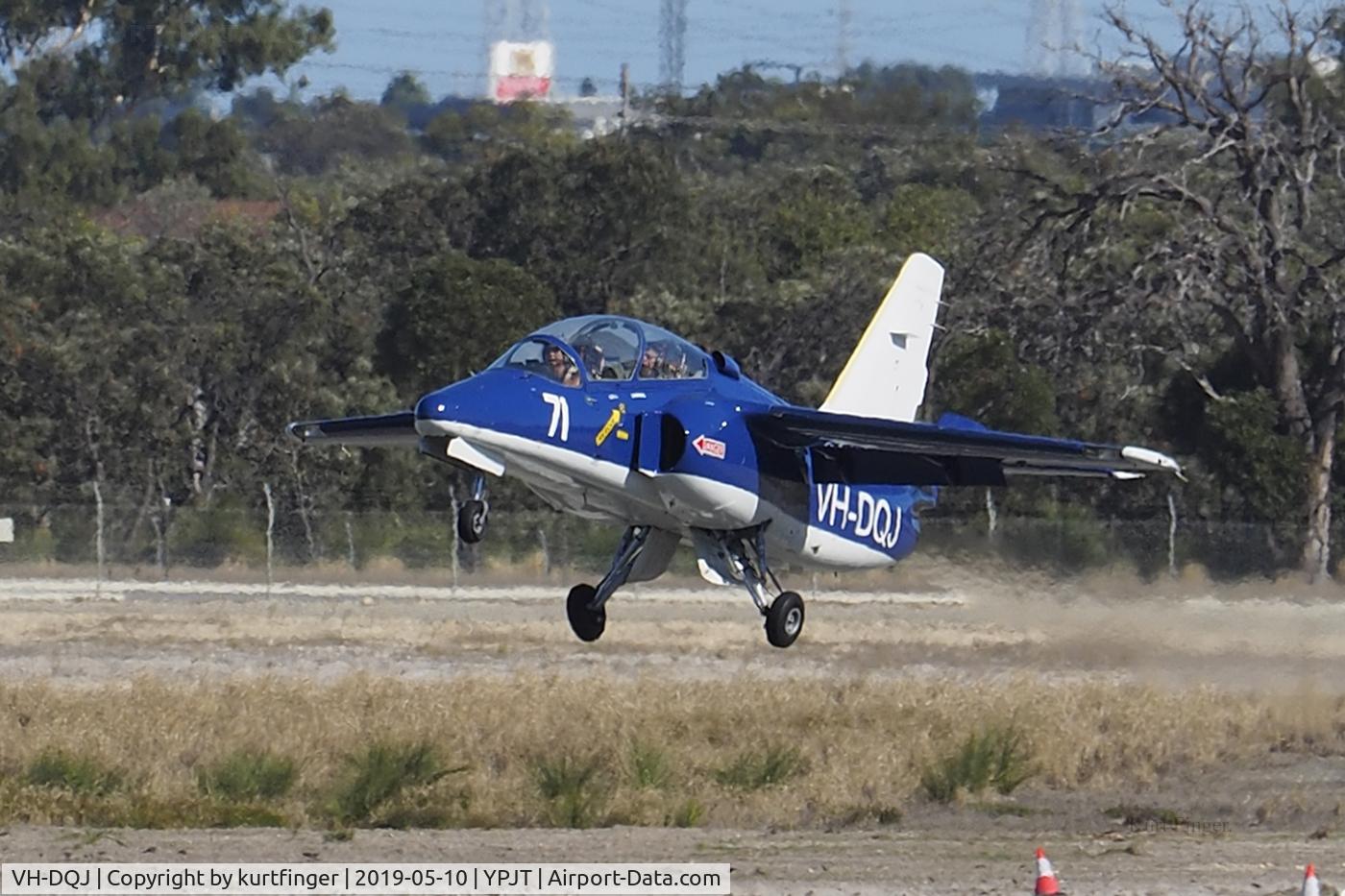 VH-DQJ, 1985 SIAI-Marchetti S-211 C/N 025/02-015, SIAI Marchetti SRL S-211. VH-DQJ Jandakot 10/05/19.