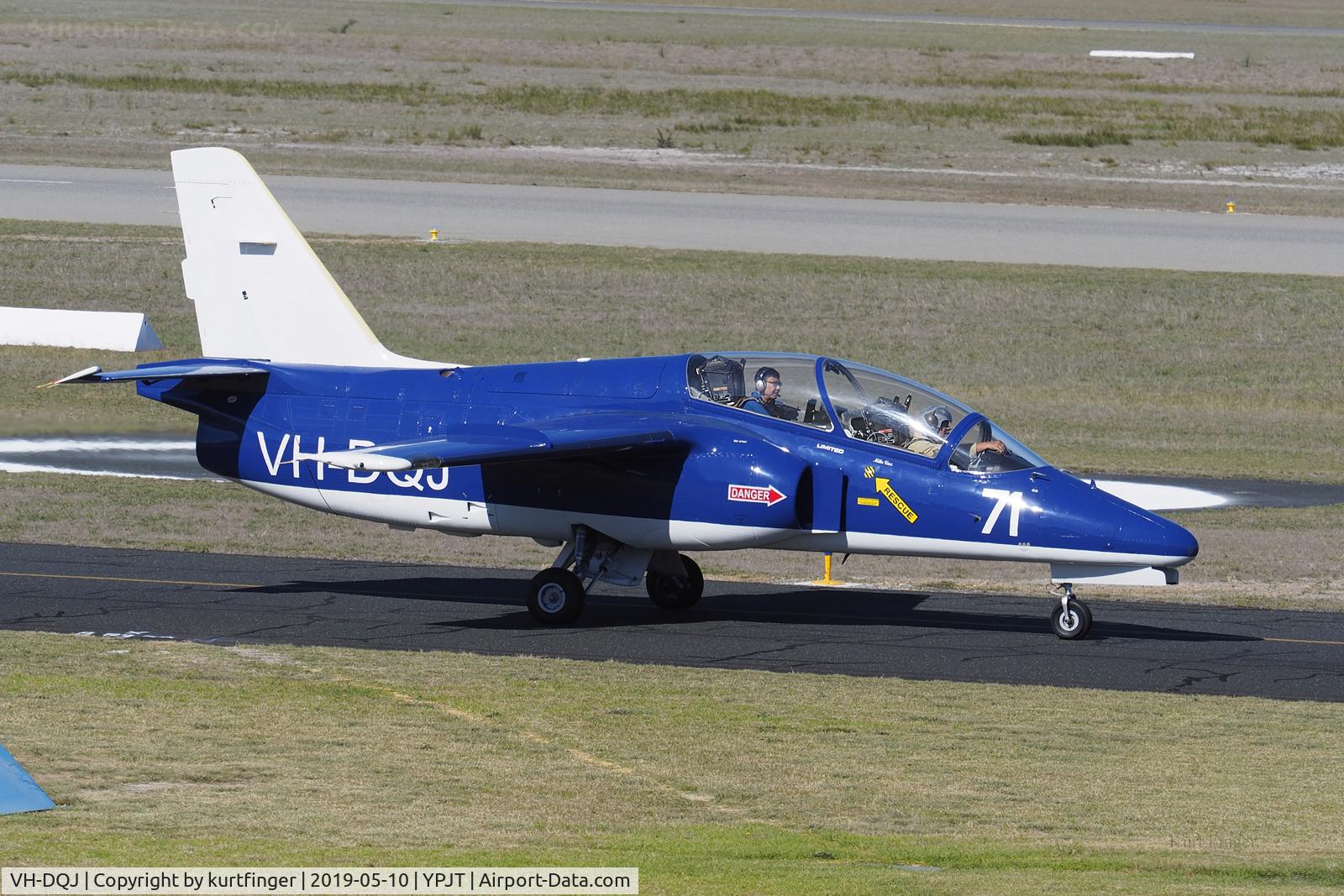 VH-DQJ, 1985 SIAI-Marchetti S-211 C/N 025/02-015, SIAI Marchetti SRL S-211. VH-DQJ Jandakot 10/05/19.