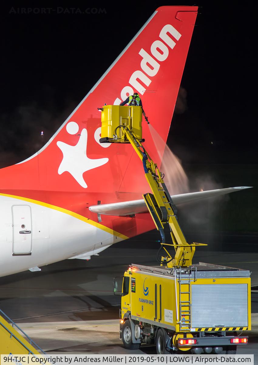 9H-TJC, 2011 Boeing 737-86N C/N 38012, Water shower.