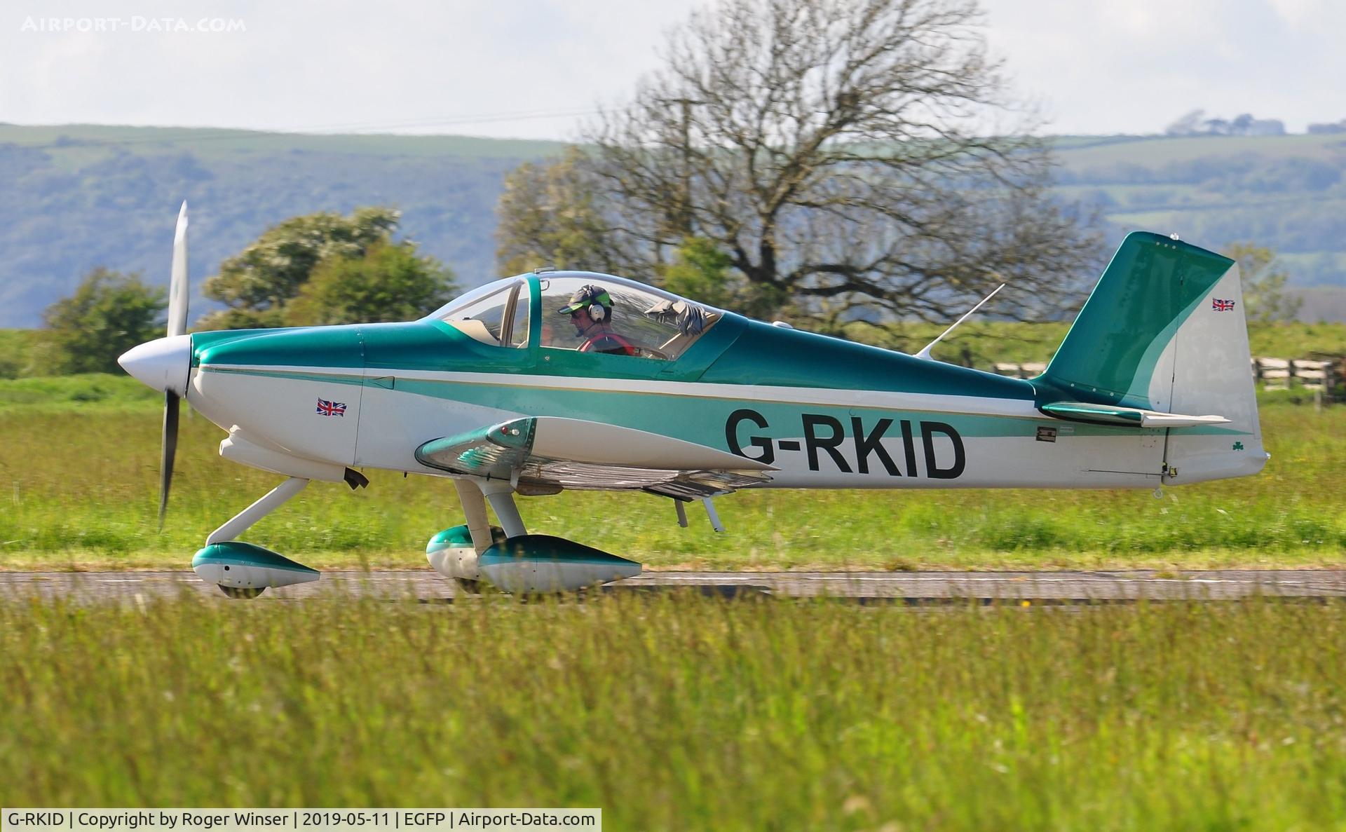 G-RKID, 2001 Vans RV-6A C/N 22586, Visiting RV-6A.