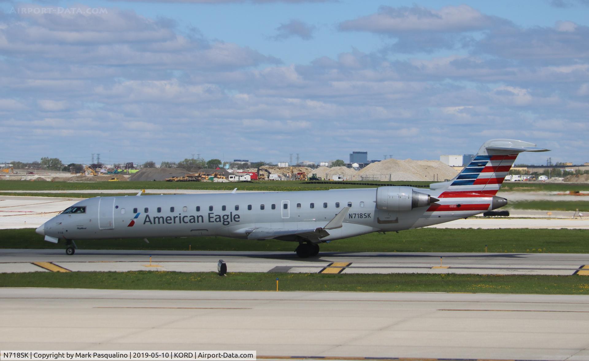 N718SK, 2004 Bombardier CRJ-701 (CL-600-2C10) Regional Jet C/N 10184, CL-600-2C10