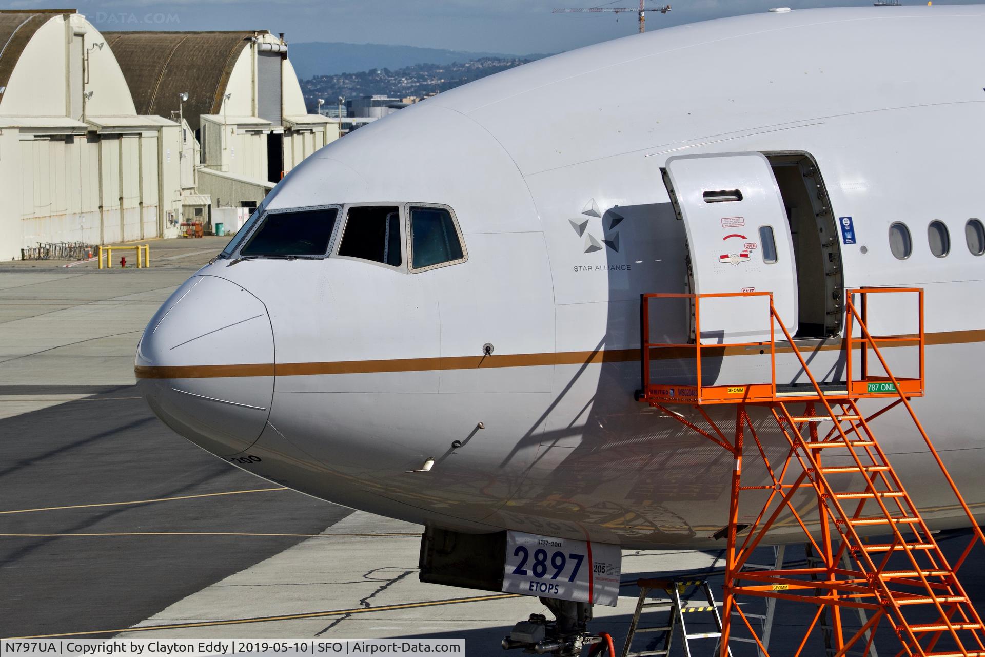 N797UA, 1998 Boeing 777-222 C/N 26924, SFO 2019.