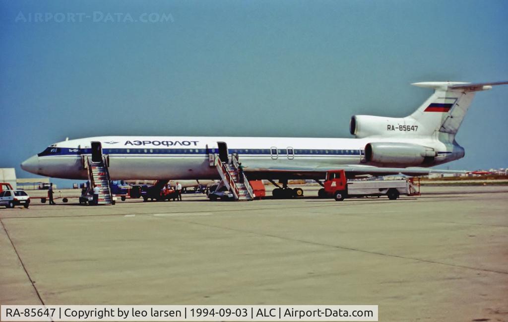 RA-85647, 1988 Tupolev Tu-154M C/N 88A785, Alicante 3.9.1994