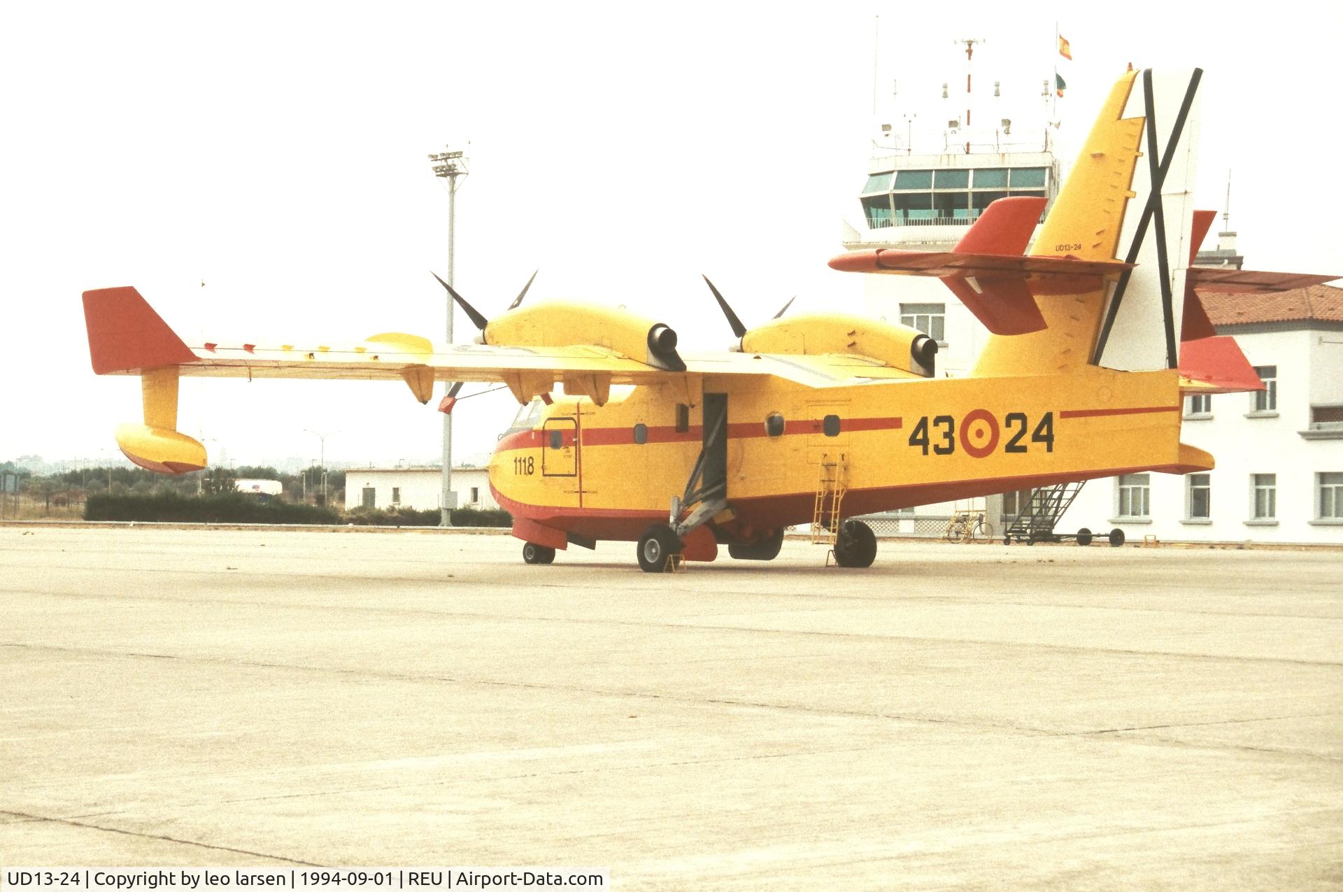 UD13-24, 1989 Canadair CL-215T (CL-215-6B11) C/N 1118, Reus 1.9.1994