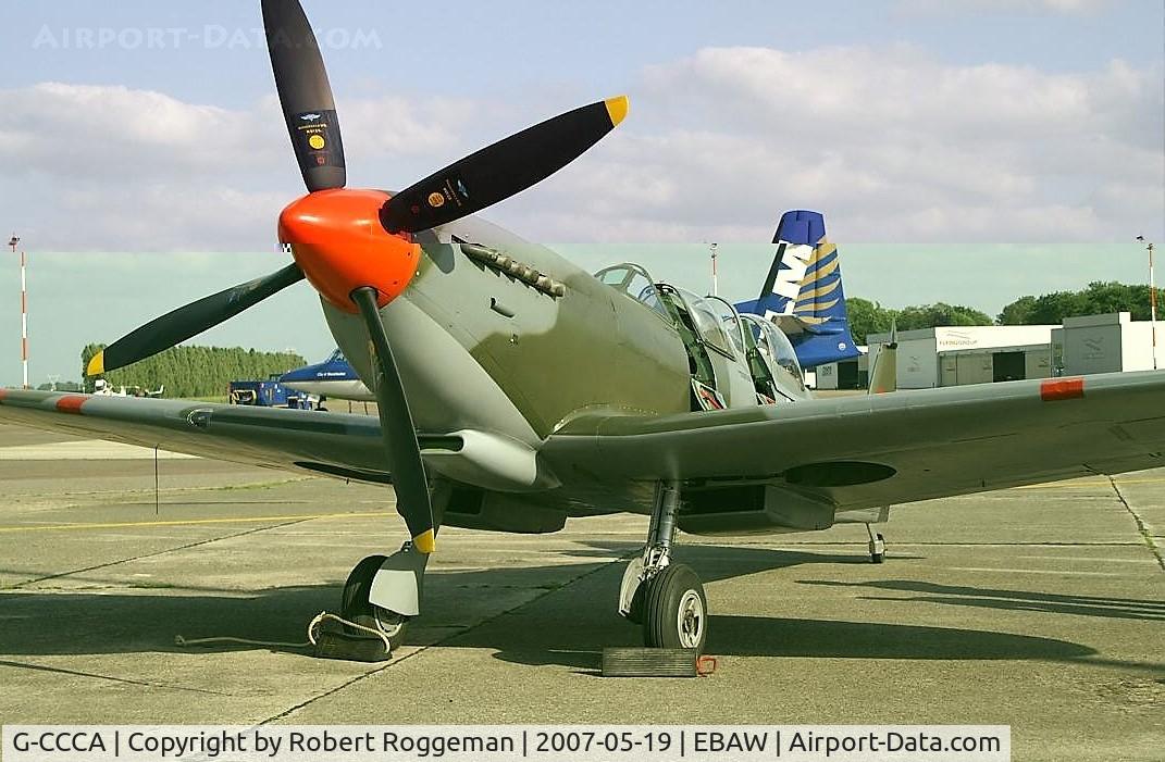 G-CCCA, 1944 Supermarine 509 Spitfire TR.IXc C/N CBAF.9590, STAMPE FLY IN.