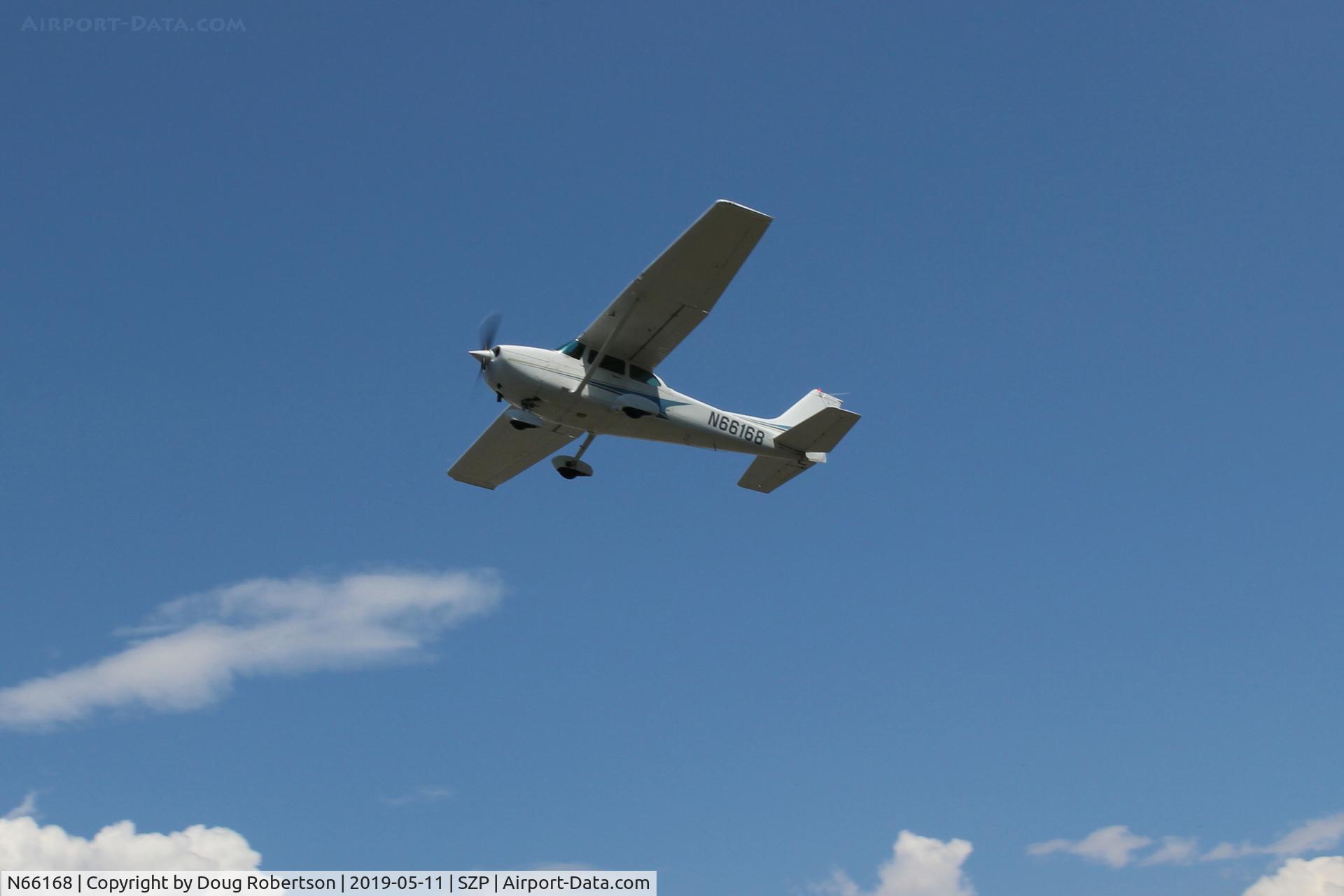 N66168, 1983 Cessna 172P C/N 17275974, 1983 Cessna 172P SKYHAWK, Lycoming O-320-D2J 160 Hp, takeoff climb Rwy 22