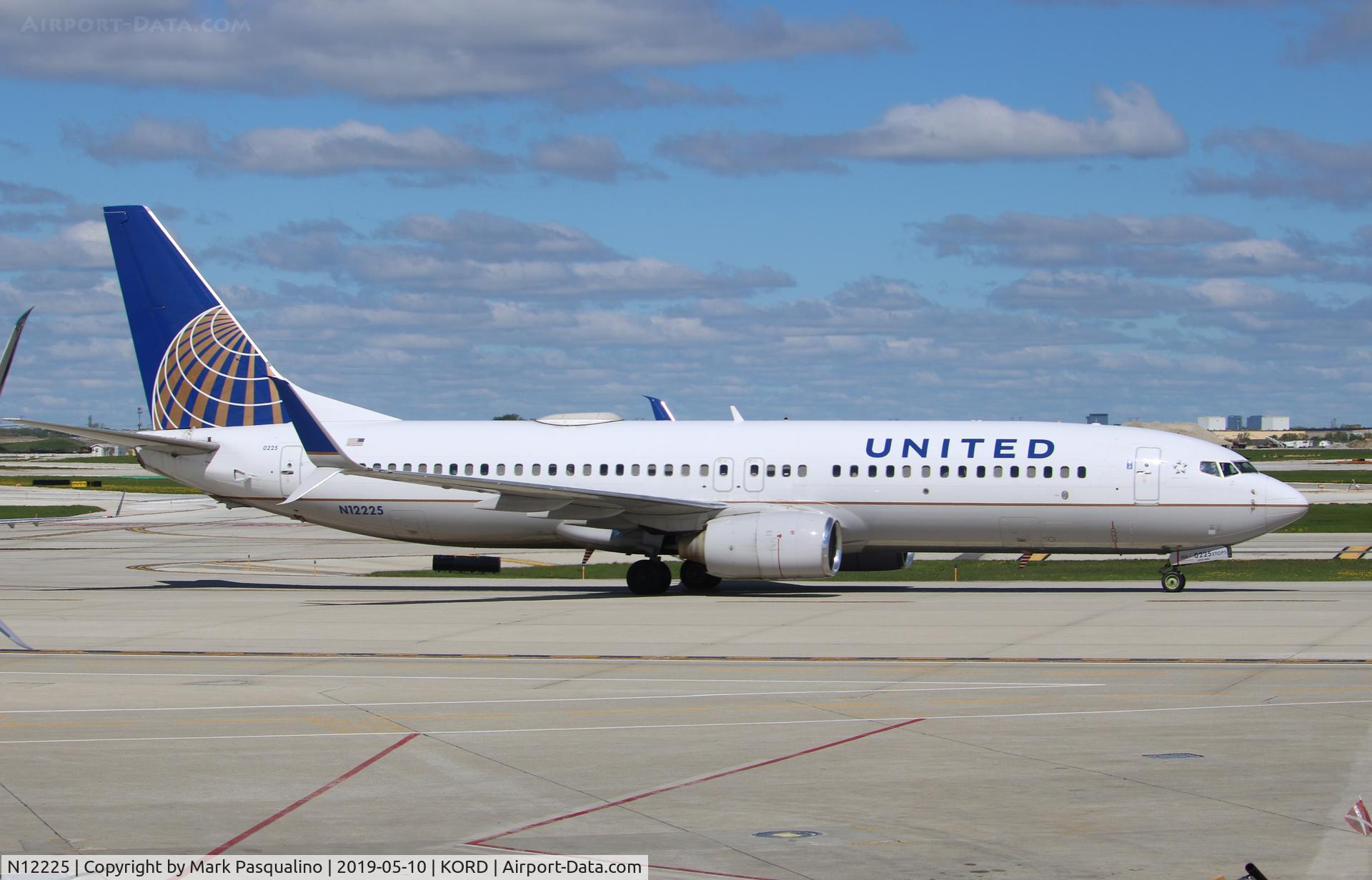 N12225, 1998 Boeing 737-824 C/N 28934, Boeing 737-824
