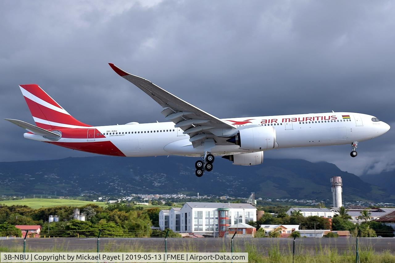 3B-NBU, 2019 Airbus A330-941 C/N 1884, Landing rwy 30