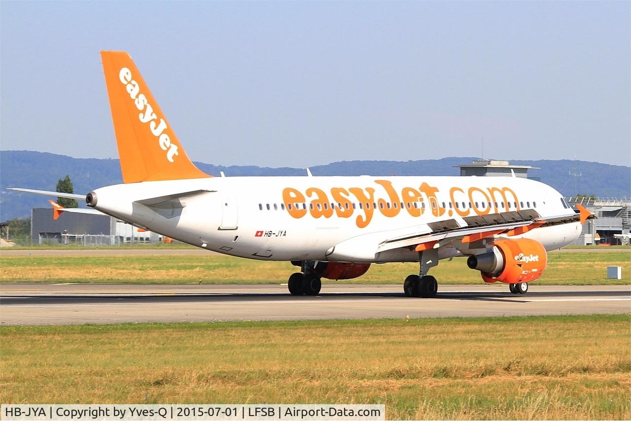 HB-JYA, 2010 Airbus A320-214 C/N 4250, Airbus A320-214, Reverse thrust landing rwy 15, Bâle-Mulhouse-Fribourg airport (LFSB-BSL)