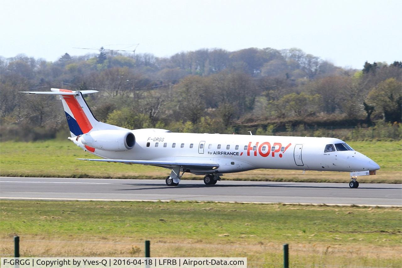 F-GRGG, 1999 Embraer ERJ-145EP (EMB-145EP) C/N 145118, Embraer EMB-145EU, Take off run rwy 07R, Brest-Bretagne airport (LFRB-BES)