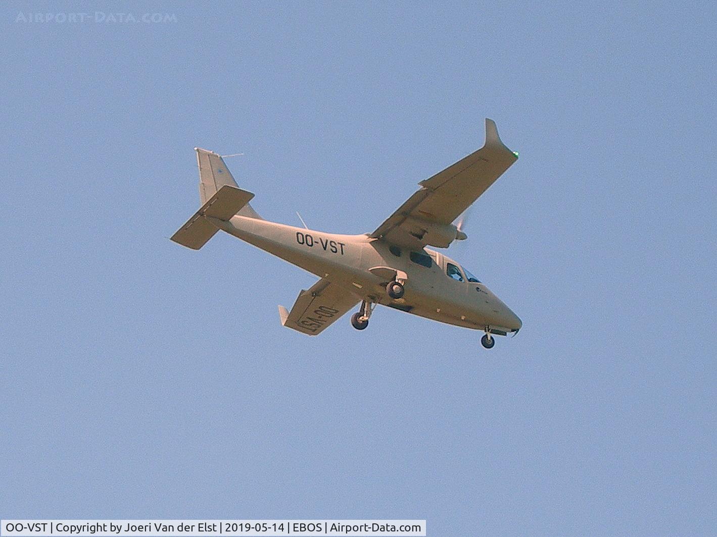 OO-VST, 2017 Tecnam P-2006T C/N 220, Moments before touchdown rwy 08