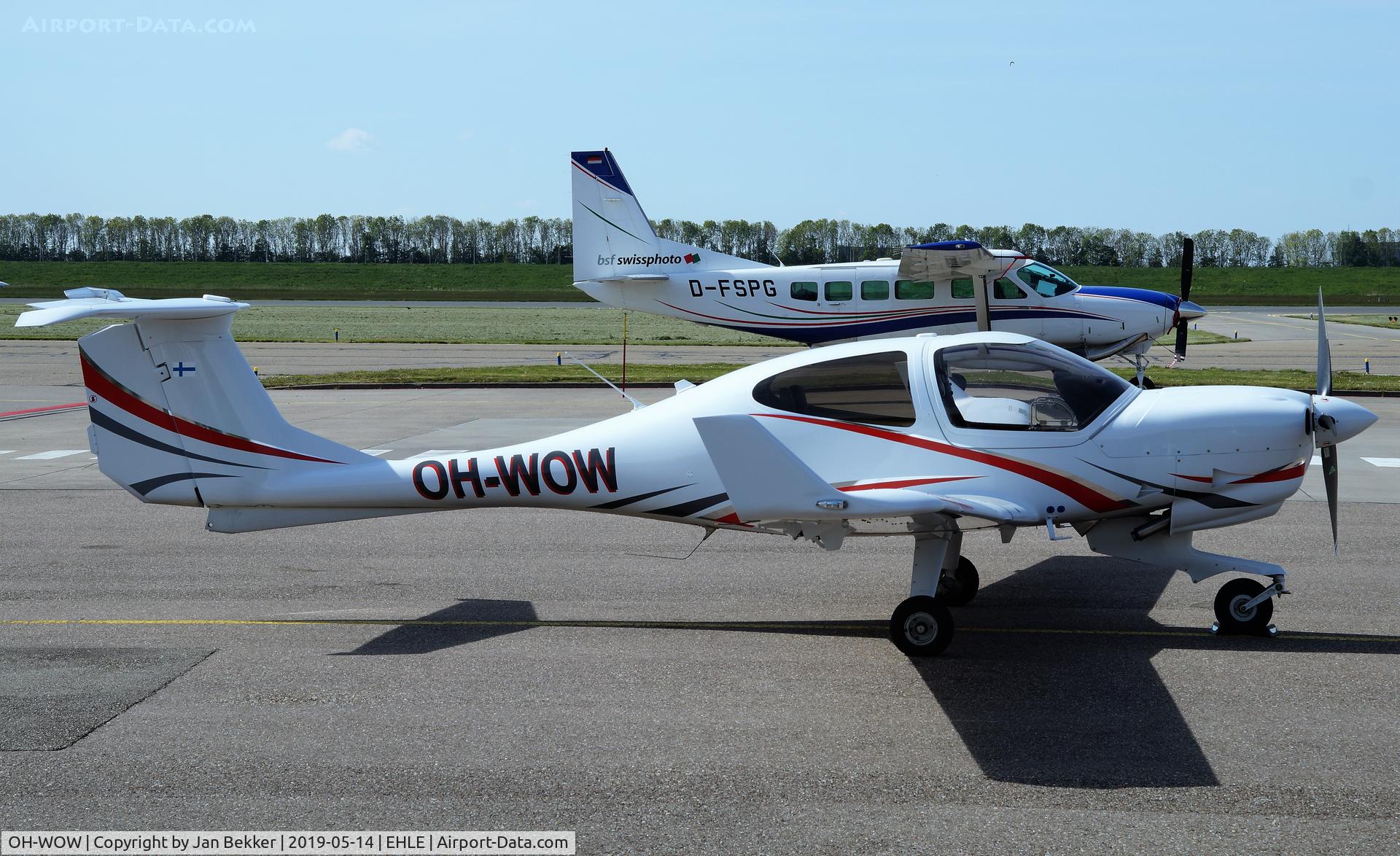 OH-WOW, Diamond DA-40 Diamond Star C/N 40.N329, Lelystad Airport
