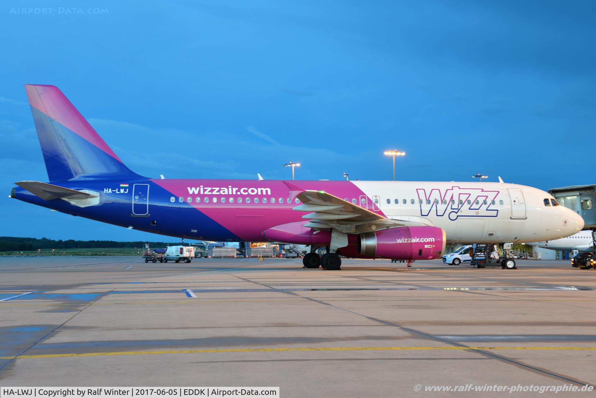 HA-LWJ, 2011 Airbus A320-232 C/N 4683, Airbus A320-232 - W6 WZZ Wizz Air - 4683 - HALWJ - 06.06.2017 - CGN