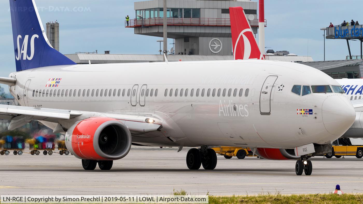 LN-RGE, 2013 Boeing 737-883 C/N 38037, LN-RGE @ Linz Airport
