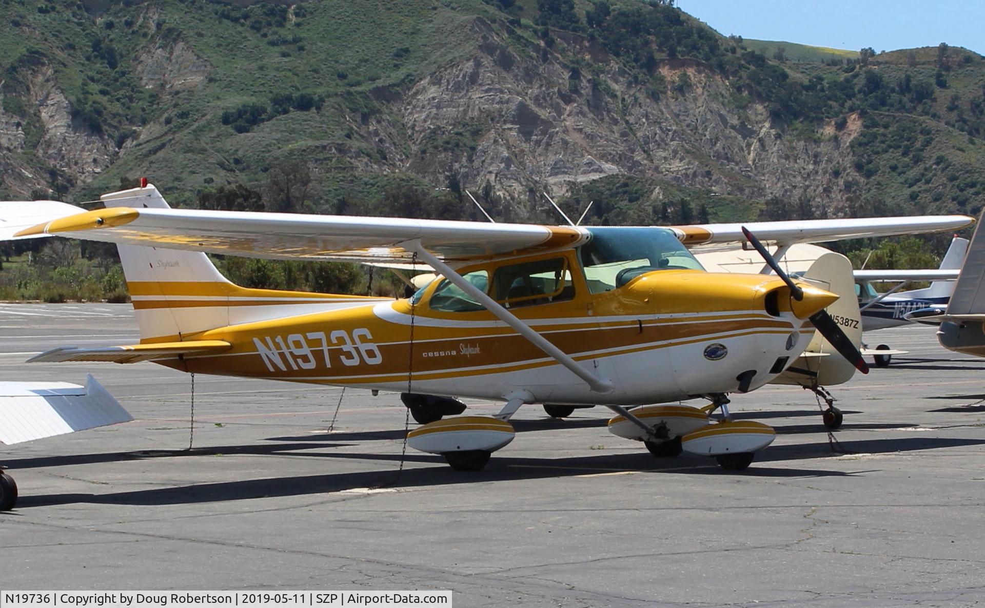 N19736, 1972 Cessna 172L C/N 17260710, 1972 Cessna 172L SKYHAWK, Lycoming O-320-E2D 150 Hp, on Ramp
