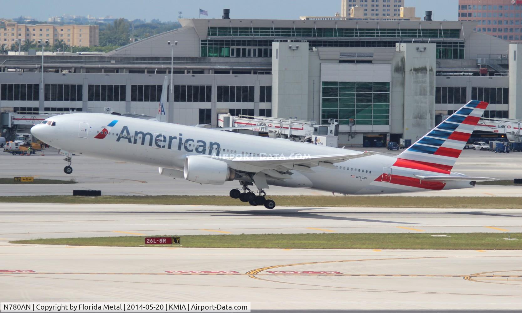 N780AN, 1999 Boeing 777-223 C/N 29956, American