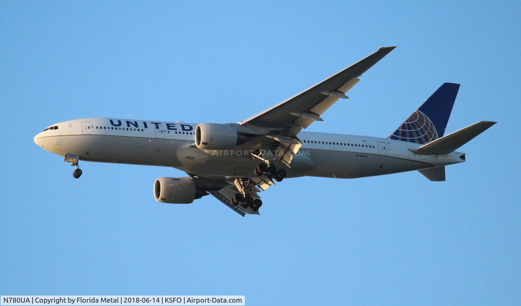 N780UA, 1996 Boeing 777-222 C/N 26944, United