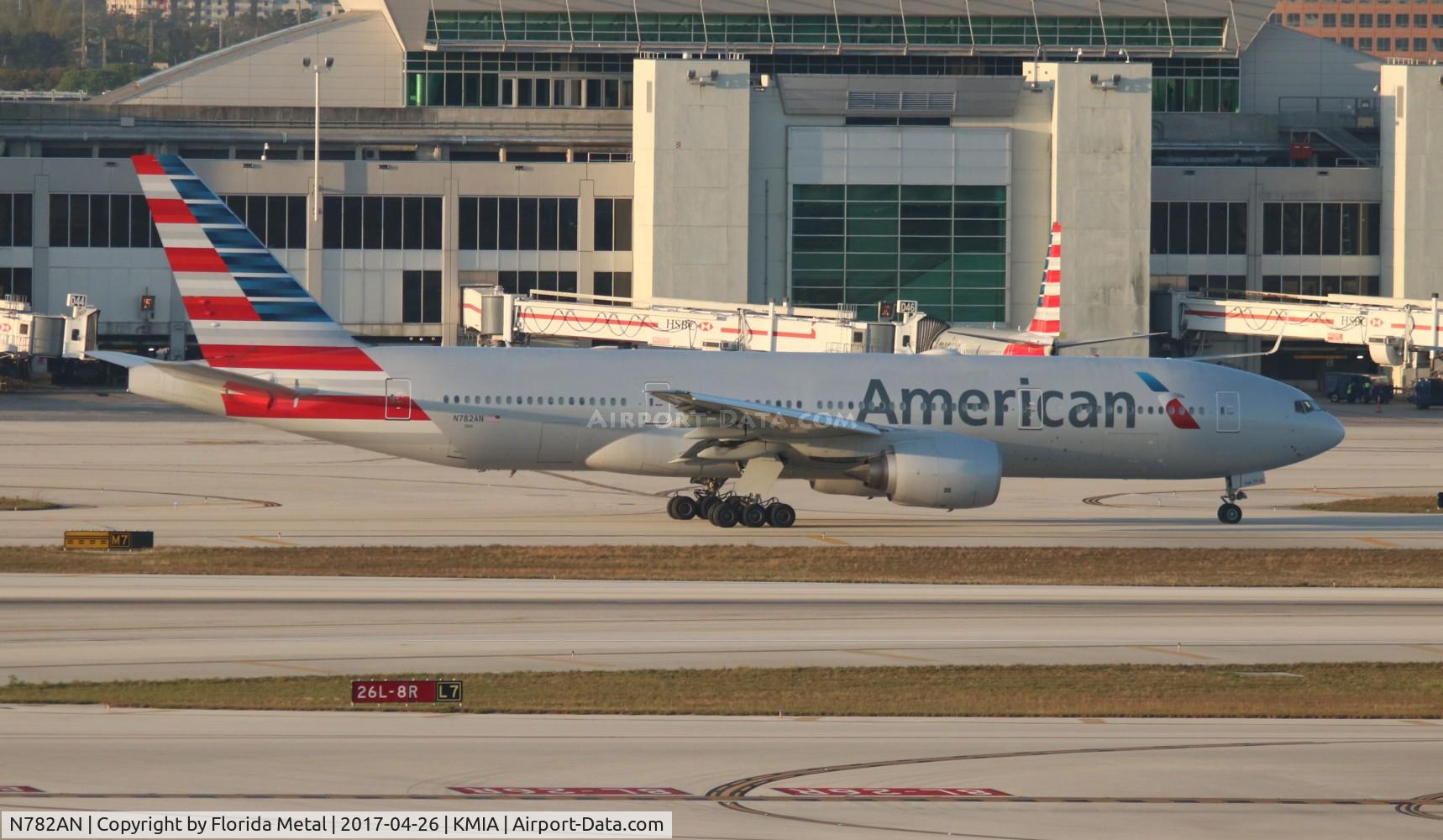 N782AN, 2000 Boeing 777-223 C/N 30003, American