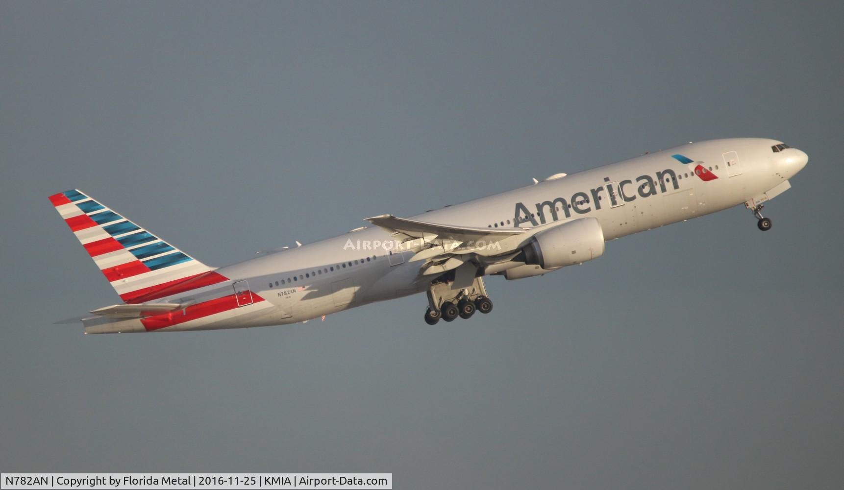 N782AN, 2000 Boeing 777-223 C/N 30003, American