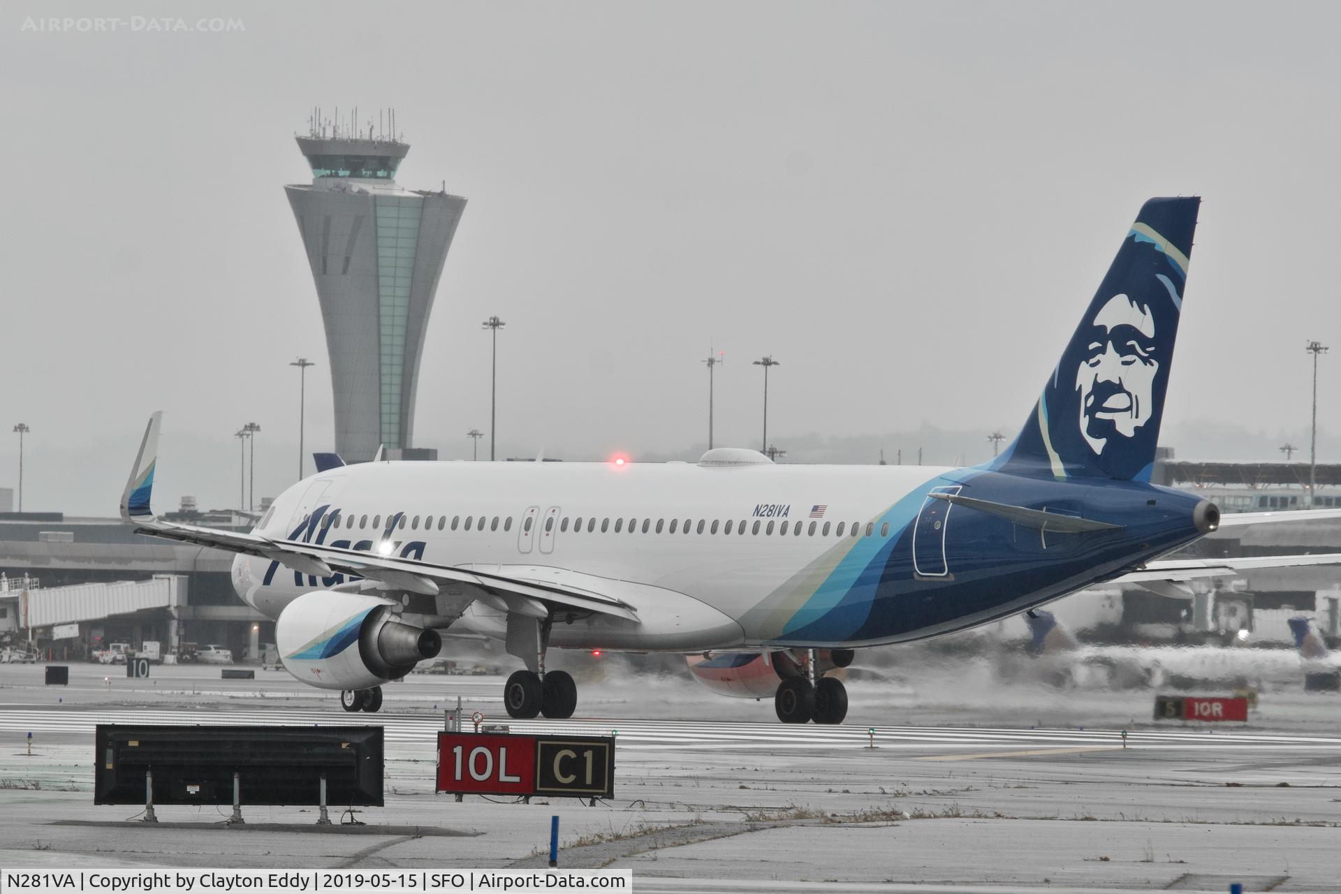 N281VA, 2015 Airbus A320-214 C/N 6669, SFO 2019.