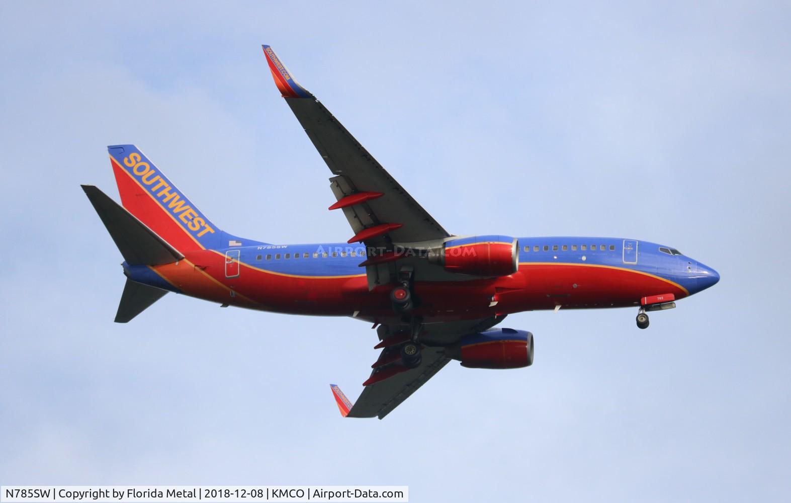 N785SW, 2000 Boeing 737-7H4 C/N 30602, southwest