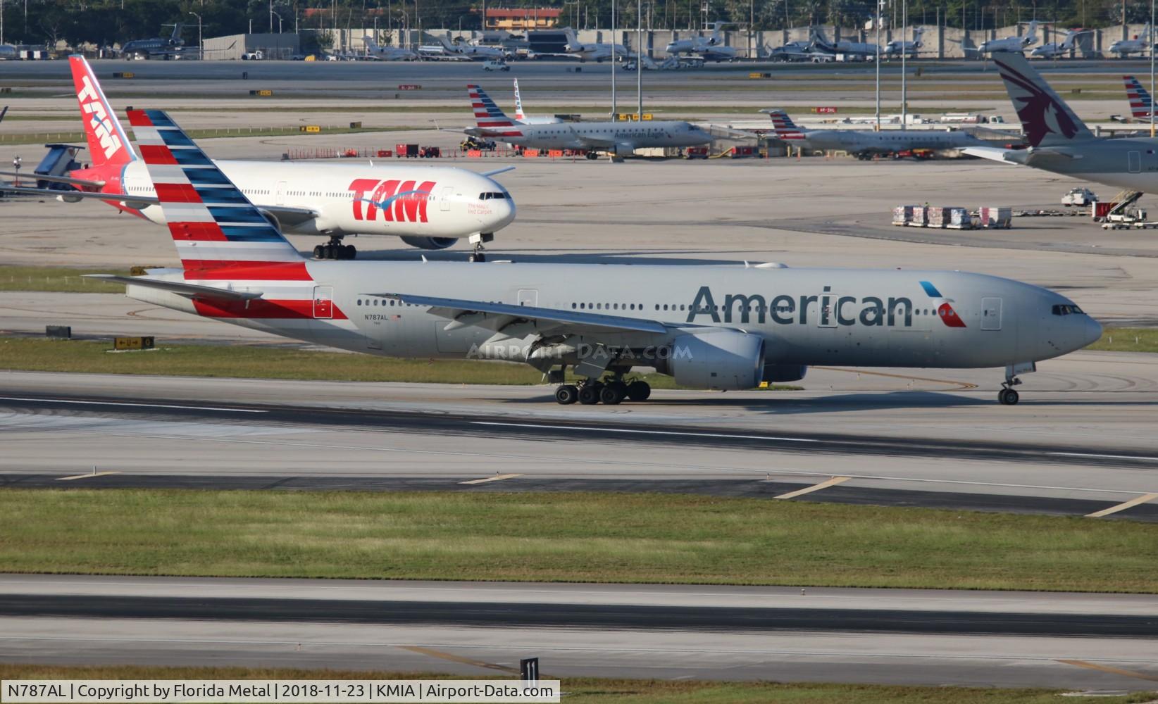 N787AL, 2000 Boeing 777-223 C/N 30010, American