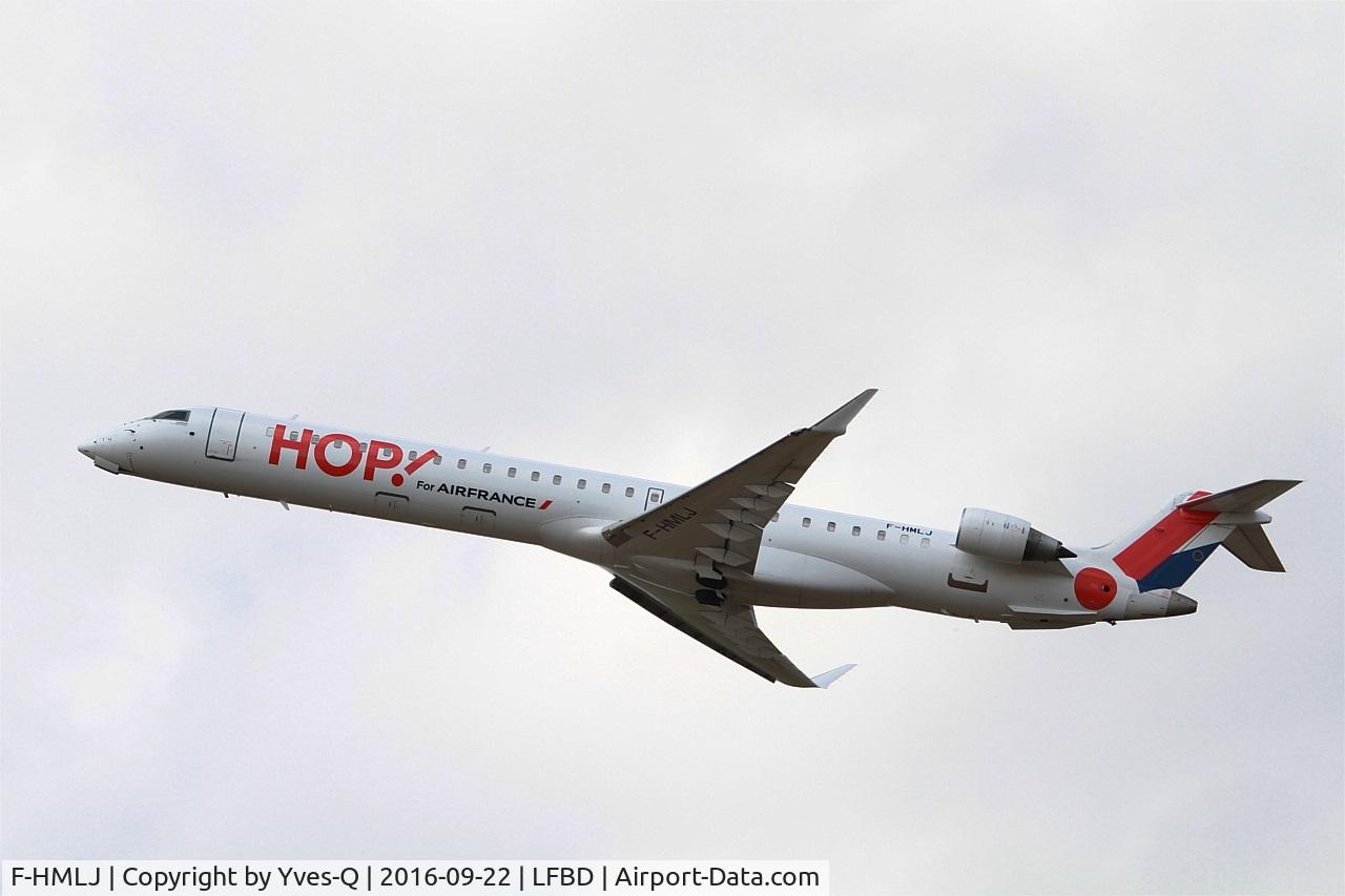 F-HMLJ, 2011 Bombardier CRJ-1000EL NG (CL-600-2E25) C/N 19015, Bombardier CRJ-1000EL NG, Take off rwy 23, Bordeaux Mérignac airport (LFBD-BOD)