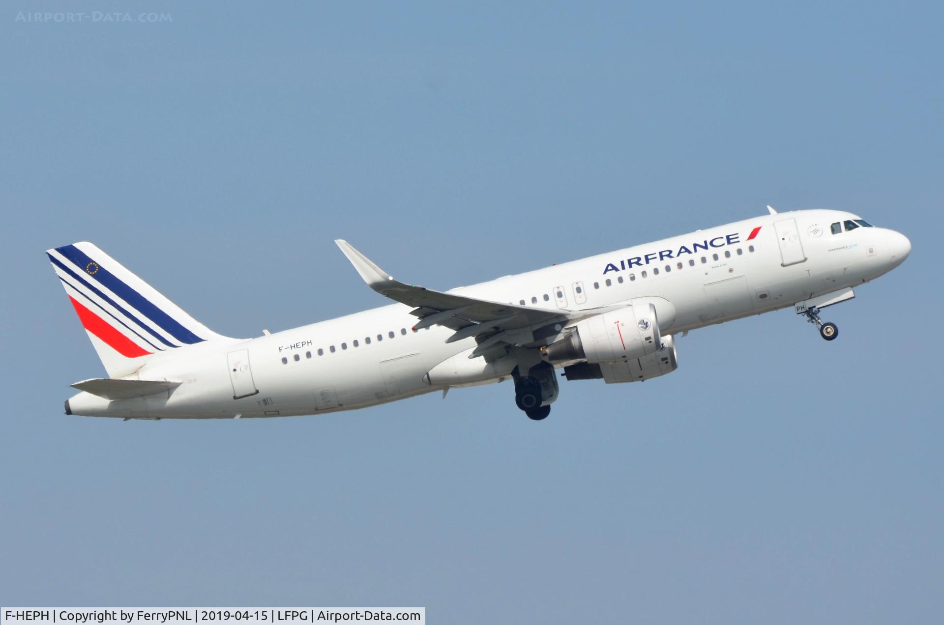 F-HEPH, 2013 Airbus A320-214 C/N 5869, Lift-off of Air France A320