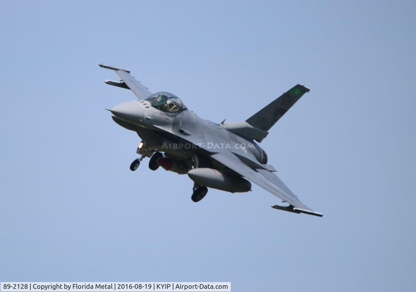 89-2128, 1989 General Dynamics F-16CM Fighting Falcon C/N 1C-281, Thunder Over Michigan 2016