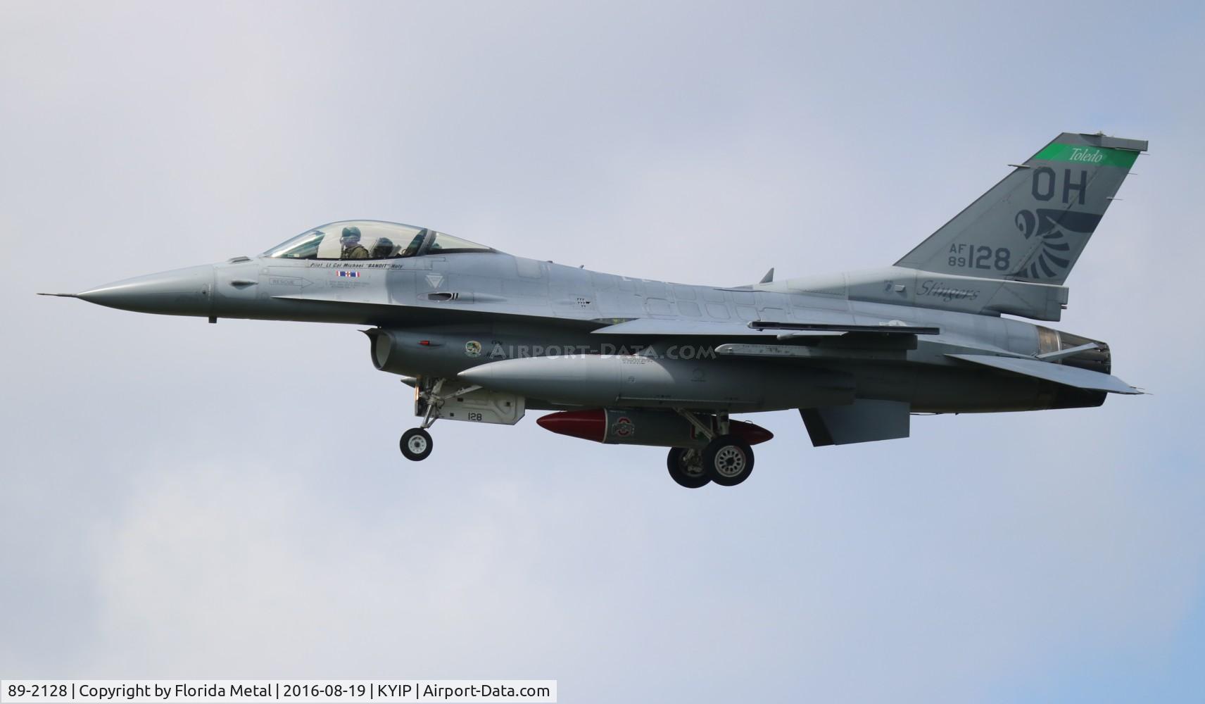 89-2128, 1989 General Dynamics F-16CM Fighting Falcon C/N 1C-281, Thunder Over Michigan 2016
